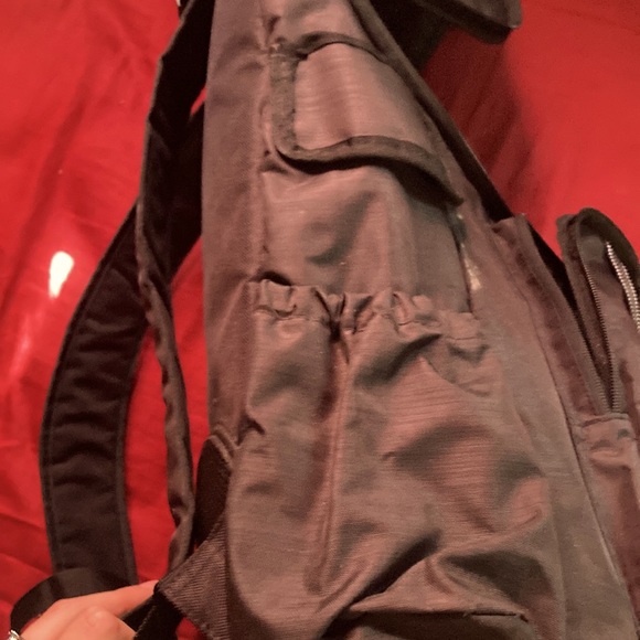 I am selling this backpack. It is from EastSports, the color is back - Picture 4 of 4